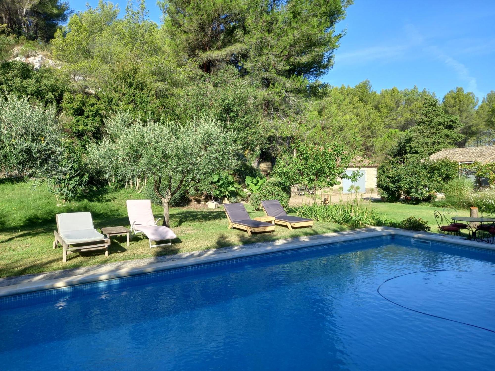 La Roulotte Du Petit Paradis Saint-Rémy-de-Provence المظهر الخارجي الصورة