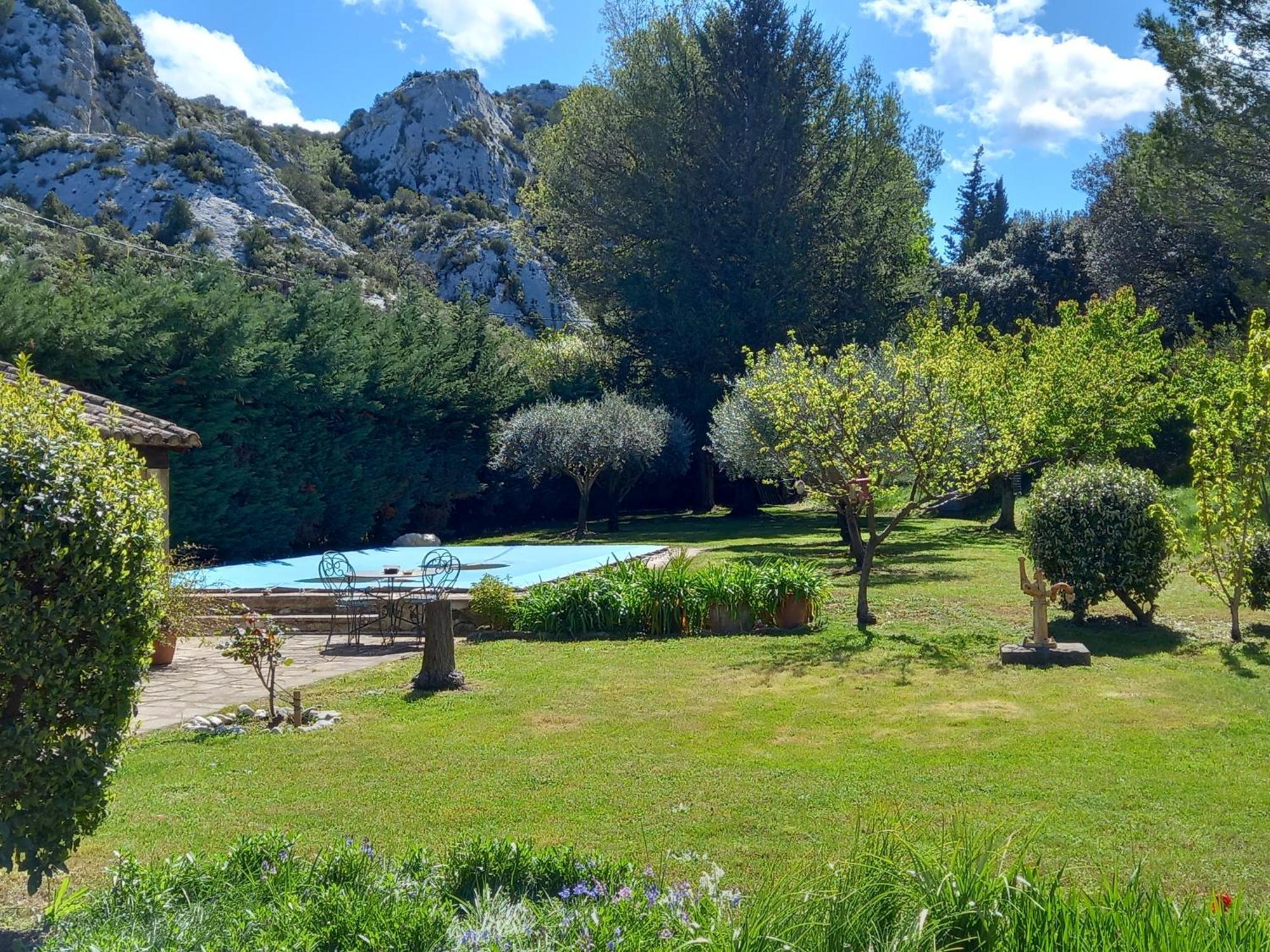 La Roulotte Du Petit Paradis Saint-Rémy-de-Provence المظهر الخارجي الصورة