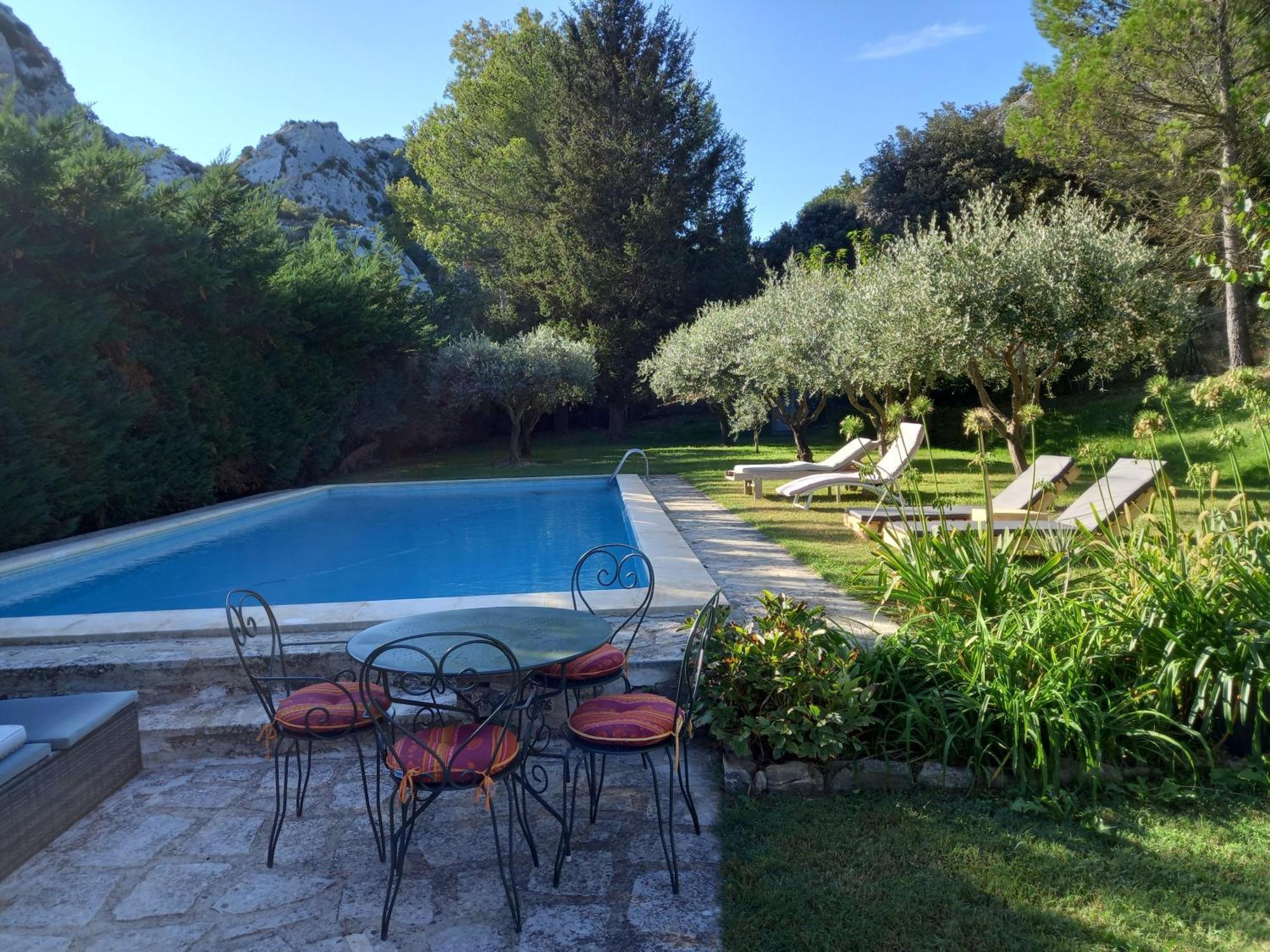 La Roulotte Du Petit Paradis Saint-Rémy-de-Provence المظهر الخارجي الصورة